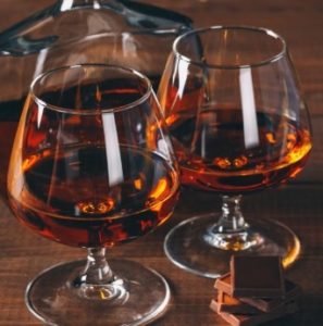 czym się różni koniak od brandy